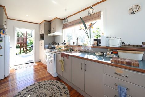 Photo of property in 12 Domain Road, Haumoana, 4102