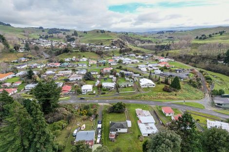 Photo of property in 174 Hautapu Street, Taihape, 4720