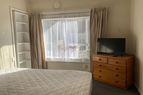 Photo of property in 6 Croft Grove, Moera, Lower Hutt, 5010