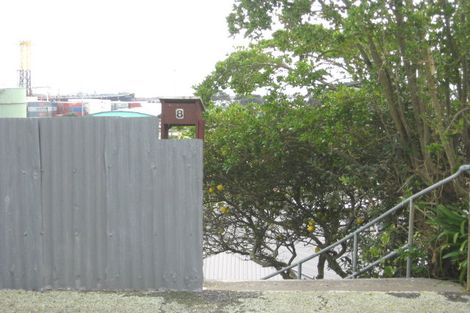 Photo of property in 8 Weston Street, Moturoa, New Plymouth, 4310