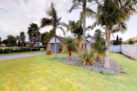 Photo of property in 7 Crannich Place, Wattle Downs, Auckland, 2103