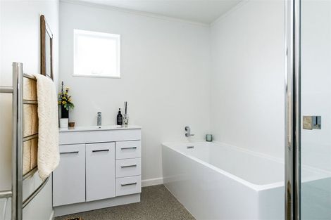 Photo of property in 80a Jubilee Road, Khandallah, Wellington, 6035