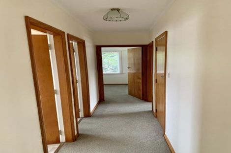 Photo of property in 32 Fraser Street, Wainuiomata, Lower Hutt, 5014