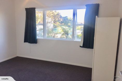 Photo of property in 2/45 Stanley Street, Berhampore, Wellington, 6023