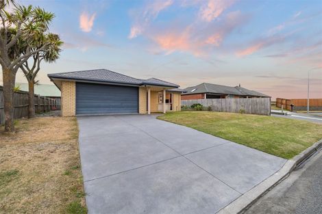 Photo of property in 7 Stout Street, Waimairi Beach, Christchurch, 8083