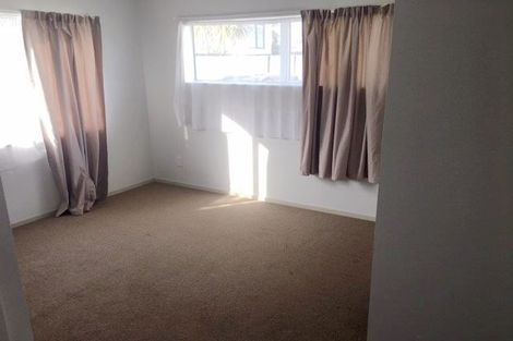 Photo of property in 57 Glendene Avenue, Glendene, Auckland, 0602