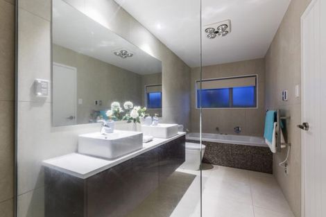 Photo of property in 59 Golden Morning Drive, Albany Heights, Auckland, 0632