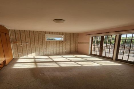 Photo of property in 18 School Road, Riverhead, 0820