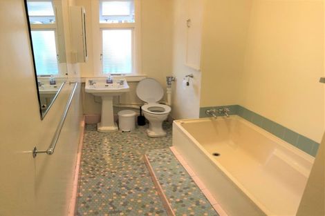 Photo of property in 34 Upland Road, Kelburn, Wellington, 6012