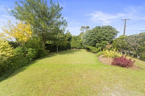 Photo of property in 56 Jaemont Avenue, Te Atatu South, Auckland, 0610