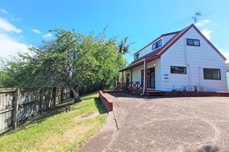 Photo of property in 11 Titirangi Road, New Lynn, Auckland, 0600