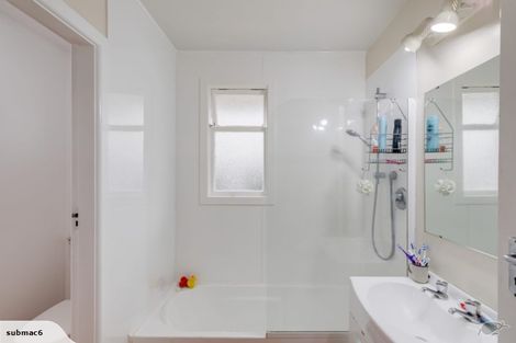 Photo of property in 96a Randolph Street, Woolston, Christchurch, 8062