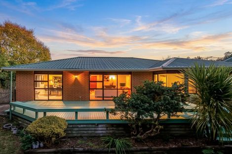 Photo of property in 4 Rhinevale Close, Henderson, Auckland, 0612