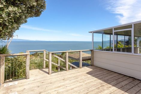 Photo of property in 37 Adams Road, Thornton Bay, Thames, 3575