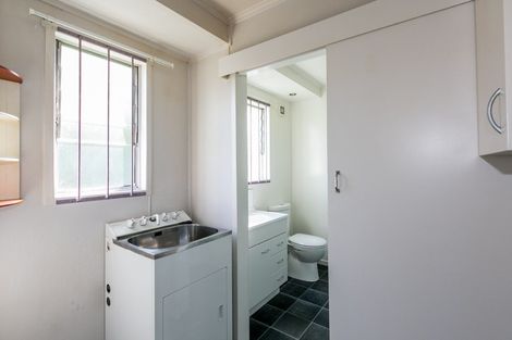 Photo of property in 810 Sylvan Road, Mayfair, Hastings, 4122