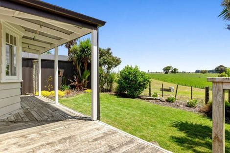 Photo of property in 310 Waiteitei Road, Wellsford, 0974