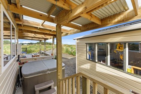 Photo of property in 24 Strathnaver Glen, Waikawa Beach, Levin, 5573