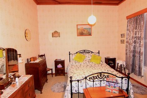 Photo of property in 16 Hill Street, Paeroa, 3600