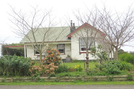 Photo of property in 203 Tiro Tiro Road, Levin, 5510