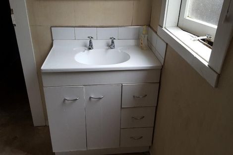 Photo of property in 16 Opoia Road, Hamilton East, Hamilton, 3216