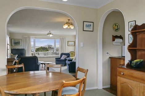 Photo of property in 7 Titoki Avenue, Waipahihi, Taupo, 3330