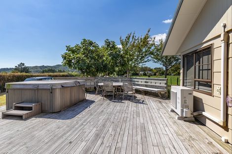 Photo of property in 242 Kuku East Road, Kuku, Levin, 5570