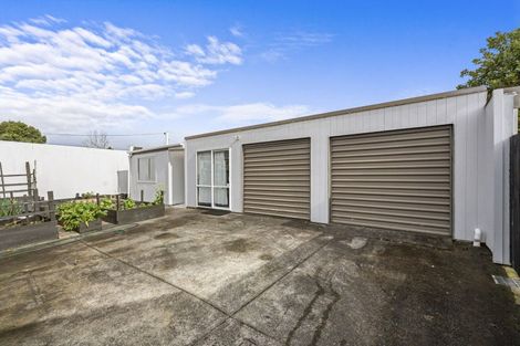 Photo of property in 2 Keays Road, Avenues, Whangarei, 0110