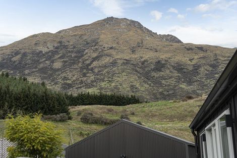 Photo of property in 24 Silver Street, Lower Shotover, Queenstown, 9304