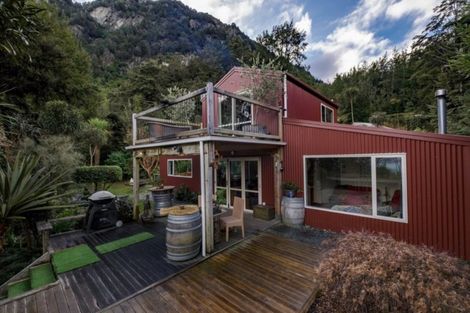 Photo of property in 17 Tall Tree Lane, Mount Creighton, Queenstown, 9371