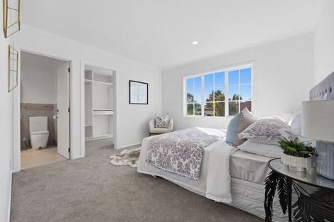 Photo of property in 355 East Coast Road, Mairangi Bay, Auckland, 0630