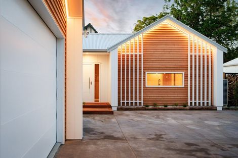 Photo of property in 42c Batt Street, West End, Palmerston North, 4410