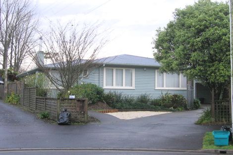 Photo of property in 15 Stewart Place, Melville, Hamilton, 3206