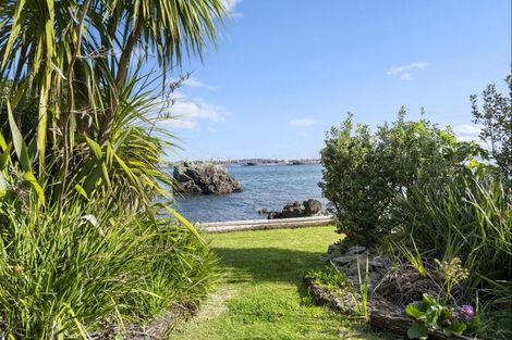 Photo of property in 136 Reotahi Road, Whangarei Heads, Whangarei, 0174