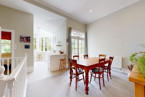Photo of property in 31 Maarama Crescent, Aro Valley, Wellington, 6021
