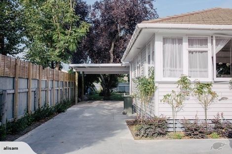 Photo of property in 15 Tasman Street, Havelock North, 4130