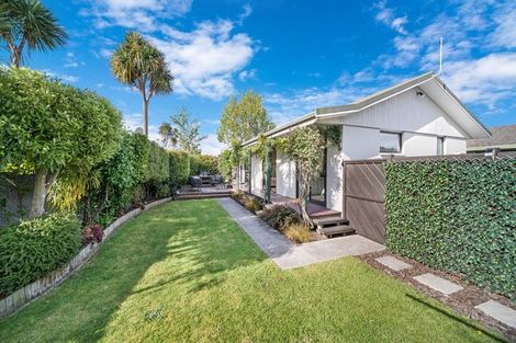 Photo of property in 11 Townshend Crescent, Halswell, Christchurch, 8025