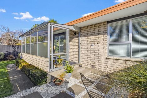 Photo of property in 2/204 Riverlaw Terrace, Saint Martins, Christchurch, 8022