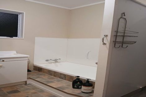 Photo of property in 1/7 Ribble Street, Island Bay, Wellington, 6023