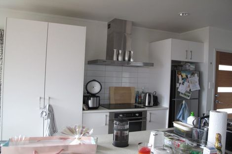 Photo of property in 22 Penton Road, Stanmore Bay, Whangaparaoa, 0932