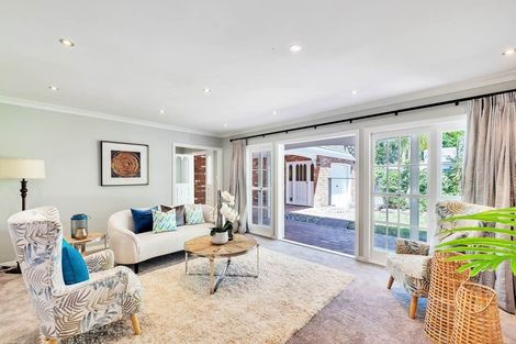 Photo of property in 74 Holyoake Place, Chatswood, Auckland, 0626