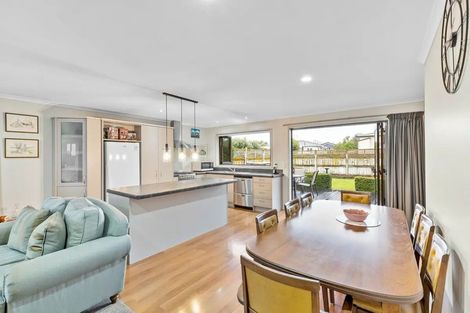 Photo of property in 25 Montgomery Street, Feilding, 4702