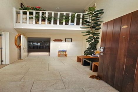 Photo of property in 4 Oswald Close, Flat Bush, Auckland, 2016