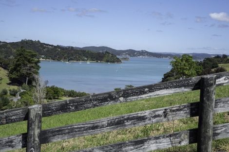 Photo of property in 35a Te Akau Drive, Russell, 0272