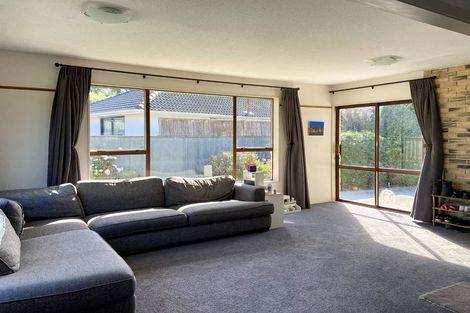 Photo of property in 14 Mckellar Place, Hornby, Christchurch, 8042