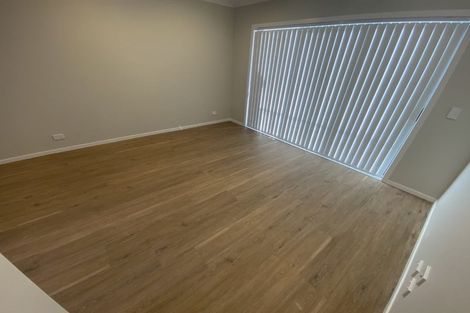 Photo of property in 2/125b Metcalfe Road, Ranui, Auckland, 0612