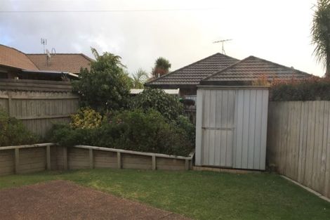 Photo of property in 15 Pyrite Street, Westgate, Auckland, 0614