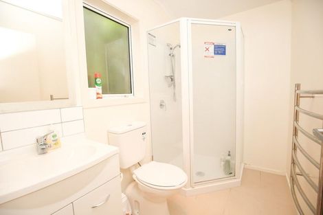 Photo of property in 29a Turville Crescent, Newlands, Wellington, 6037