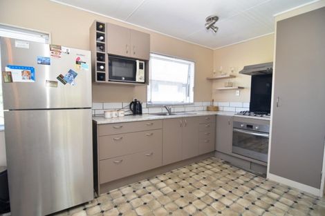 Photo of property in 25 Railway Crescent, Masterton, 5810