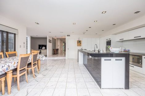 Photo of property in 1420 Whangaparaoa Road, Army Bay, Whangaparaoa, 0930