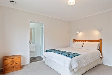 Photo of property in 16 Wright Grove, Levin, 5510